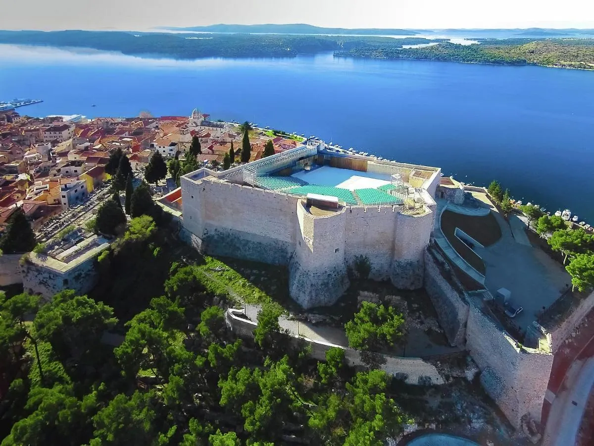 Modern Apartment In Trogir With Sea Nearby 0*,  Croatia