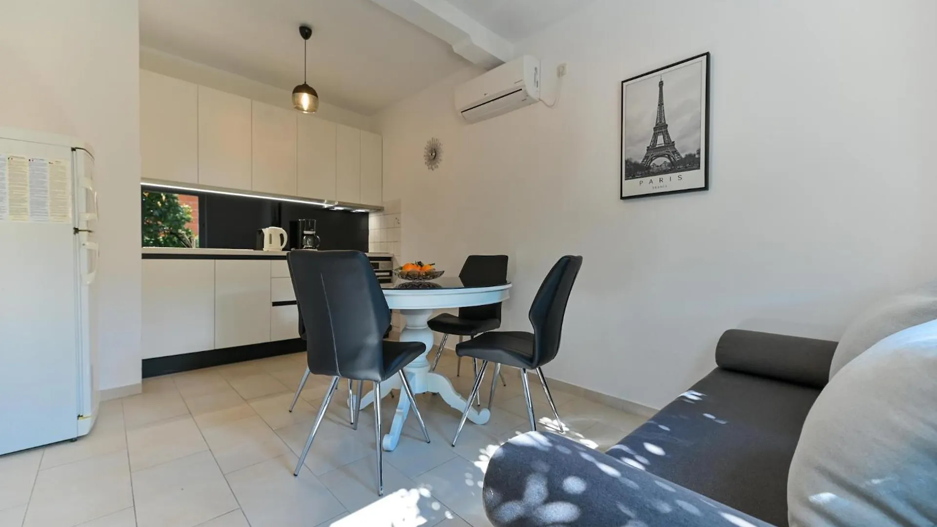 Modern Apartment In Trogir With Sea Nearby Croatia